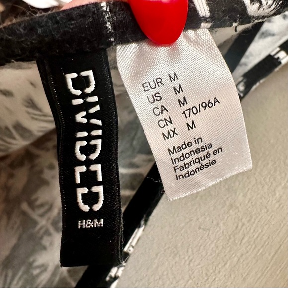 H&M Crop Top Black & White Palm Tree Print - Picture 5 of 6